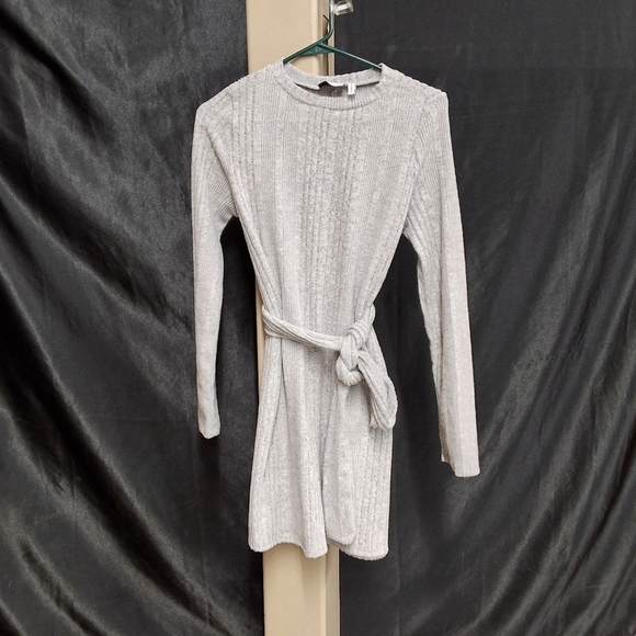 ASOS DESIGN Gray Long Sleeve Dress Brand New With Tags - Picture 8 of 11